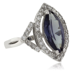 Anillo de Alejandrita en Plata Fina ( Azul a Morado )