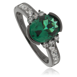 Anillo de Plata Oxidada con Esmeralda Corte Ovalado