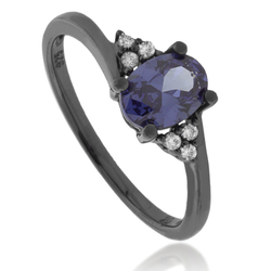 Oval Cut Solitaire Tanzanite .925 Black Silver Ring