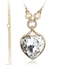 Gorgeous 18K Yellow Gold Plated White Heart Swarovski Necklace