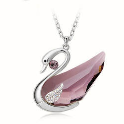Beautiful Swan Swarovski Purple Crystal Necklace