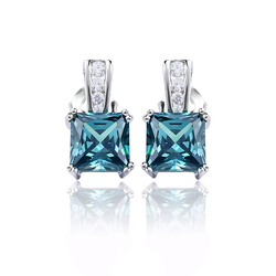 Hermosos Aretes con Piedras de Alejandrita en Plata de Ley