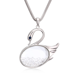 Beautiful Swan Swarovski Crystal Necklace