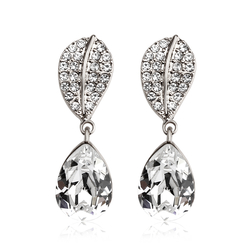 Hermosos Aretes de Cristal Swarovski Baño de 14k de Oro Blanco