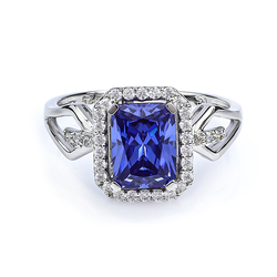 Anillo de Plata De Ley con Tanzanita