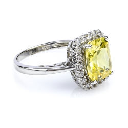 Anillo de Plata con Zultanita Cambia Color