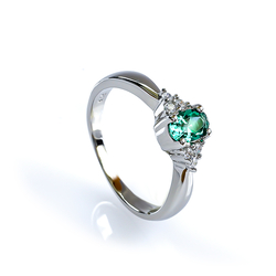 Emerald Ring Crafted in 925 Sterling Silver