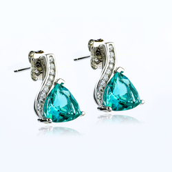 Aretes con Paraiba en Plata de Ley .925