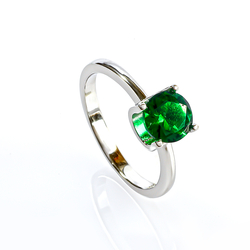 Round Cut Emerald Solitaire Ring in Sterling Silver 925