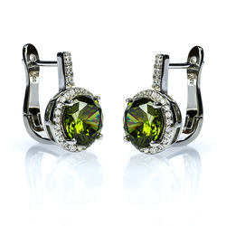 Aretes con Peridoto Corte Princesa en Plata .925