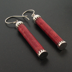 Aretes de Plata de Ley .925 con Coral Rojo Genuino