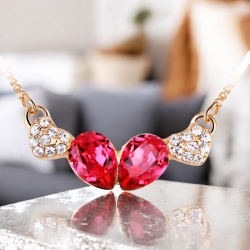 Lindo Collar con Cristal Swarovski Rosa y Baño de Oro