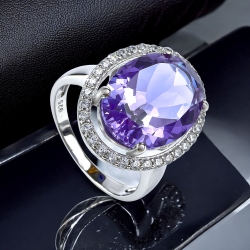 Anillo de Alejandrita Corte Ovalada en Plata .925