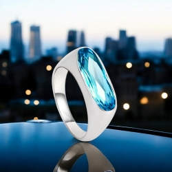 Hermoso Anillo de Swarovski Color Azul