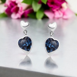 Aretes Color Azul en Forma de Corazón de Swarovski