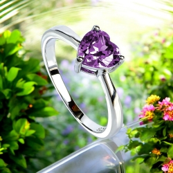 Anillo de Alejandrita en Plata de Ley 925 Corte Corazón