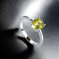 Anillo Solitario Alejandrita Amarilla Corte Redonda en Plata de Ley 925