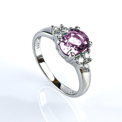 Elegant Sterling Silver Ring with Oval Cut Alexandrite