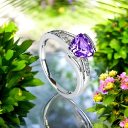 Anillo de Plata .925 Compromiso 8 mm x 7 mm Alejandrita