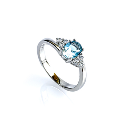 Oval Cut Aquamarine .925 Silver Engagement Ring