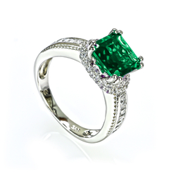 Green Majestic Emerald .925 Silver Ring