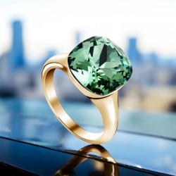 Anillo de Cristal Swarovski Verde con 18K Baño de Oro