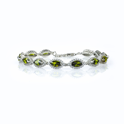 Pulsera de Plata de Ley .925 con Peridoto Talla Marquesa