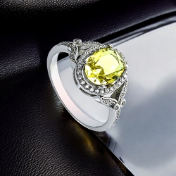 Anillo de Plata Sterlina Con Alejandrita Amarilla