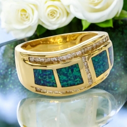 Hermoso Anillo de Opalo Australiano y Diamantes en Oro Macizo 14K