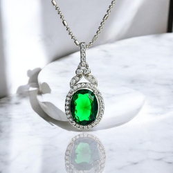 Set de Plata .925 Con Esmeralda Aretes y Dije