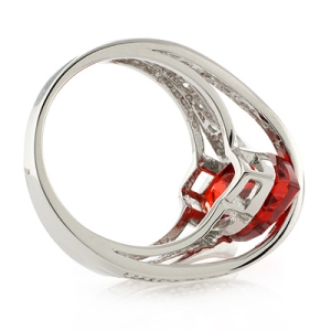 Anillo de Opalo Cereza en Plata de Ley