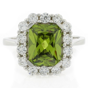 Anillo de Plata .925 con Peridoto