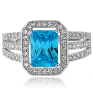Anillo Precioso de Topacio Azul en Plata .925