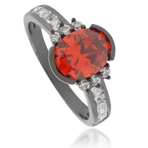 Anillo de Plata Oxidada con Ópalo de Fuego Corte Ovalado