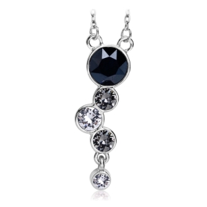 Precioso collar con Cristal Austriaco en tonos color Negro