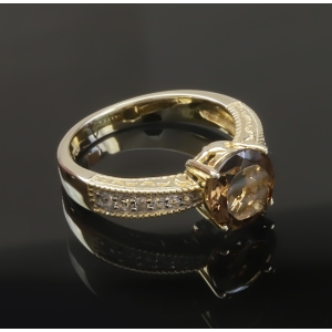 Anillo de Topacio con Baño de Oro