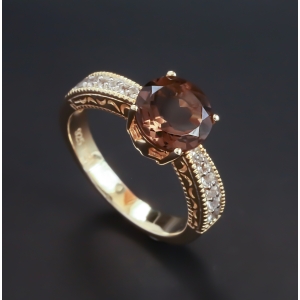 Anillo de Topacio con Baño de Oro