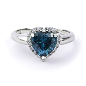 Hermoso Anillo de Corazon Plata con Alejandrita ( Azul/ Verde )