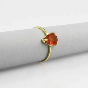 Anillo de Oro Amarillo 14K Opalo de Fuego Corte Pera