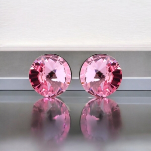 Aretes Solitarios de Color Rosa de Cristal Swarovski
