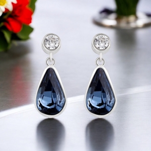 Aretes de Cristal Swarovski en Plata de Ley Color Azul de Noche