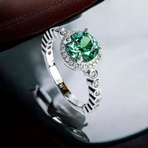 Anillo de 7 mm Alejandrita Con Plata de Ley