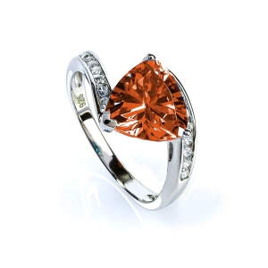 Anillo de Ópalo de Fuego en Plata