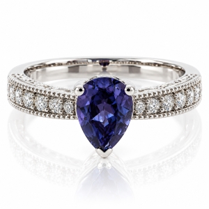 Anillo Alejandrita Con Piedra Talla Pera