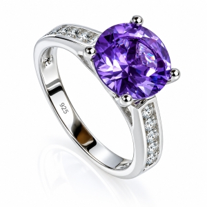 Anillo Solitario de Plata Fina .925 con Alejandrita