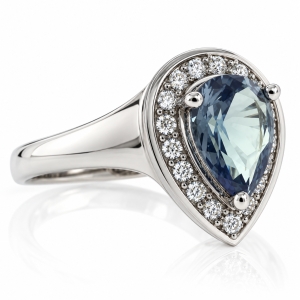 Anillo de Alejandrita Bicolor en Corte de Pera