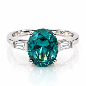 Anillo de Alejandrita Con Corte Pera