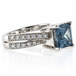 Anillo de Plata .925 con Alejandrita