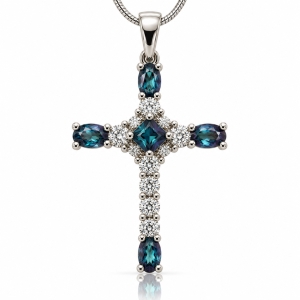 Dije de Cruz con Alejandrita Bicolor en Plata .925