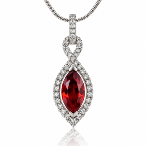 Elegante Dije con Ópalo Rojo en Plata Fina .925